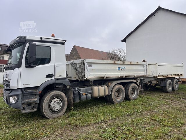 Грузовик-самосвал Mercedes-Benz Arocs
