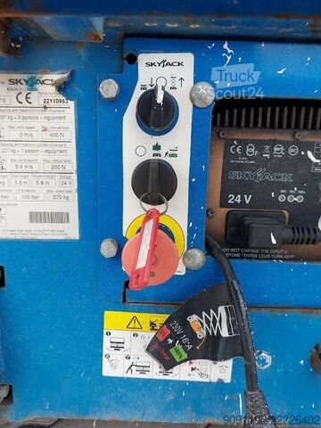 Ψαλίδι ανύψωσης SkyJack SJIII 3219