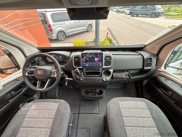 Autocaravana PÖSSL Summit Prime 640 Automat, Solar, Markise