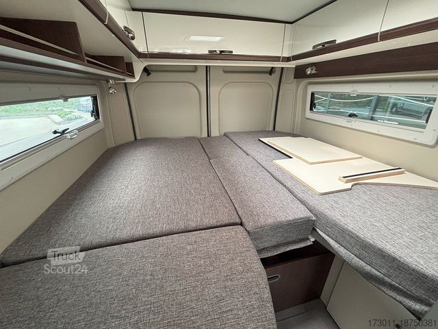 Autocaravana PÖSSL Summit Prime 640 Automat, Solar, Markise