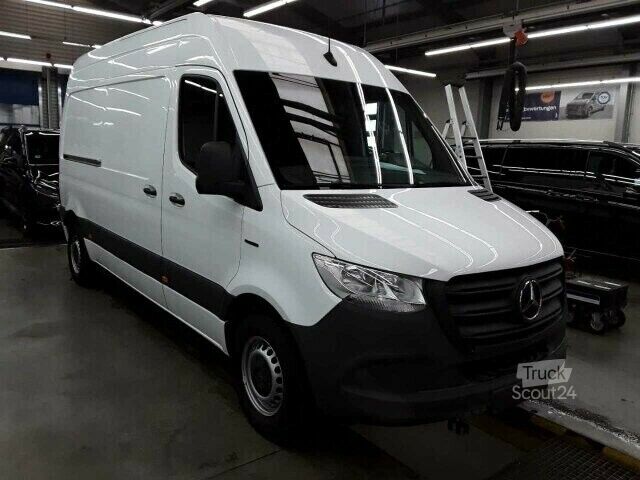 Furgon blaszak Mercedes-Benz eSprinter 312 Kasten Hochdach Standard