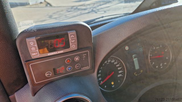 Minibus MERCEDES-BENZ Sprinter 415 ,19 Schlafsessel Sonderpreis COC