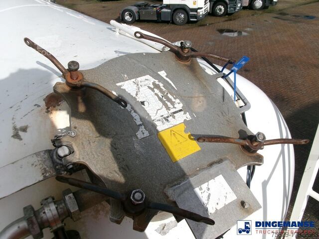 Silos Feldbinder Powder tank alu 41 m3 (tipping)