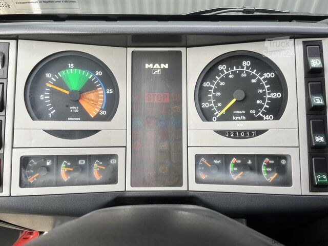 Fire engine Man LE 180 C Motorspuitaanhanger Automaat Matriaalw...