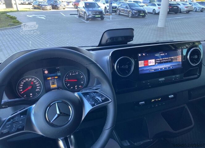Slēgtais furgons Mercedes-Benz Sprinter 317 DoKa Pritsche + AHK