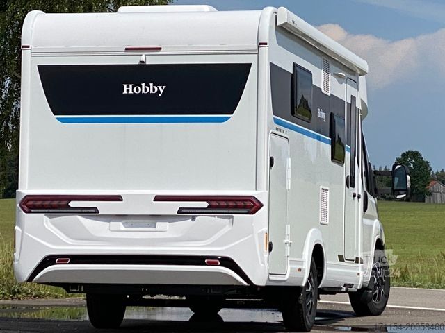 Half-integraal camper HOBBY OnTour C 700 GQ MJ25/MARKISE/RFK/SAFETY-PAKET