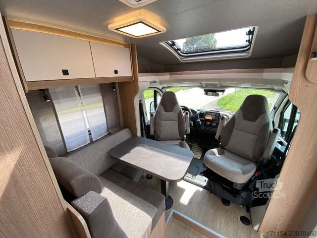 Half-integraal camper HOBBY OnTour C 700 GQ MJ25/MARKISE/RFK/SAFETY-PAKET