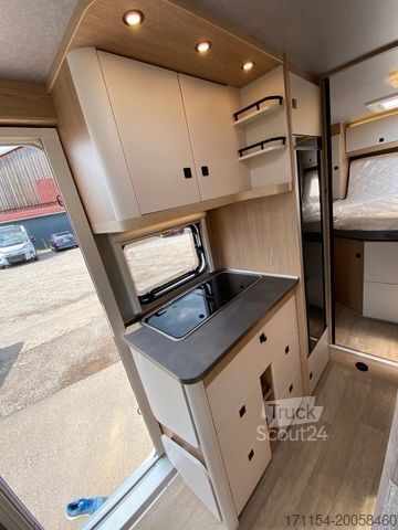 Half-integraal camper HOBBY OnTour C 700 GQ MJ25/MARKISE/RFK/SAFETY-PAKET
