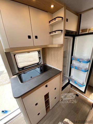 Half-integraal camper HOBBY OnTour C 700 GQ MJ25/MARKISE/RFK/SAFETY-PAKET