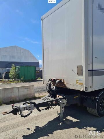 Bavul Ekeri 3-axle cabinet semitrailer w/ full side opening.