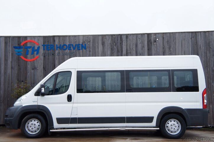 Minibús FIAT Ducato CNG Rollstuhl 6-Sitzer Rampe 2 Plätze