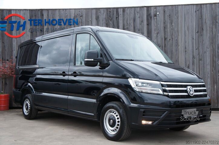 Slēgtais furgons VW Crafter 2.0 TDi L2H1 DSG LED Massage ACC AHK 3.5