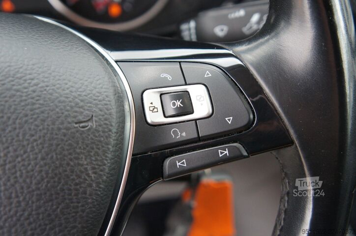 Slēgtais furgons VW Crafter 2.0 TDi L2H1 DSG LED Massage ACC AHK 3.5