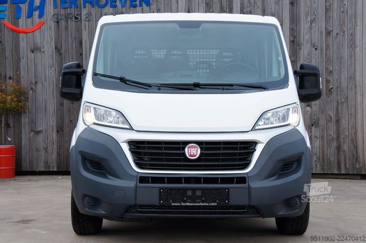 Furgão pick-up FIAT Ducato Pritsche Doppelkabine 7-Sitzer 2.5T AHK