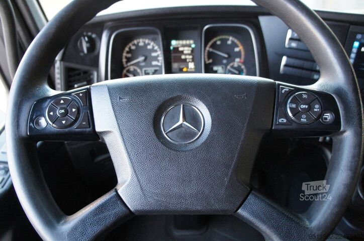 Tracteur routier standard MERCEDES-BENZ Actros 1942 Streamspace 2x Tank Euro6 Navi