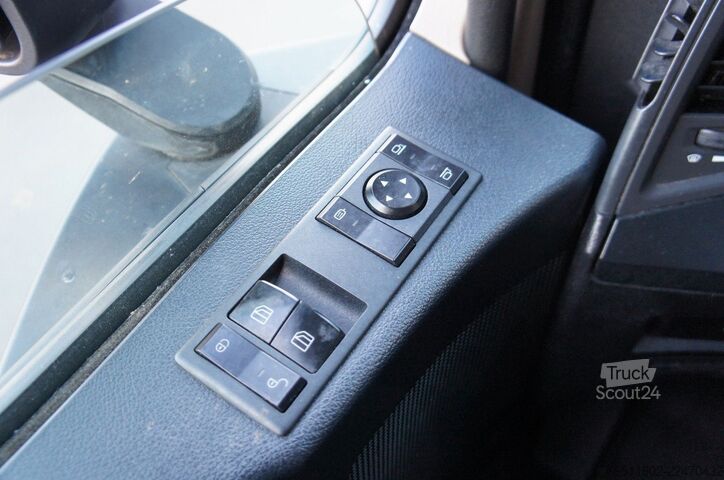 Tracteur routier standard MERCEDES-BENZ Actros 1942 Streamspace 2x Tank Euro6 Navi