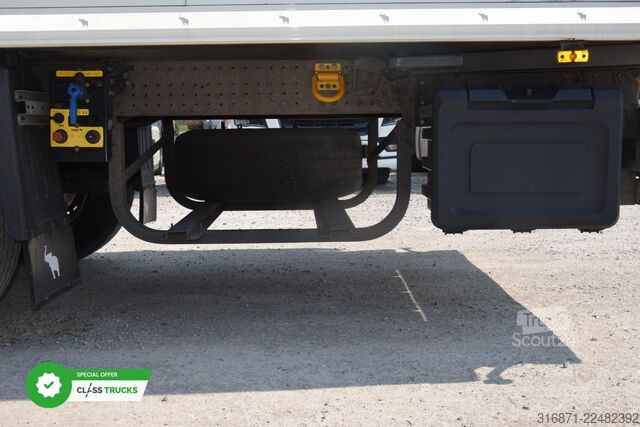 Semiremorcă frigorifică SCHMITZ CARGOBULL SKO Double Deck FP60 ThermoKing SLXi 300