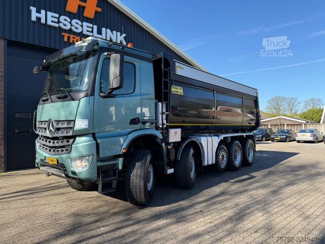 Kamion za otkači Mercedes-Benz Arocs 10x8 Geisoleerde kipper 310.768KM NL Truc...