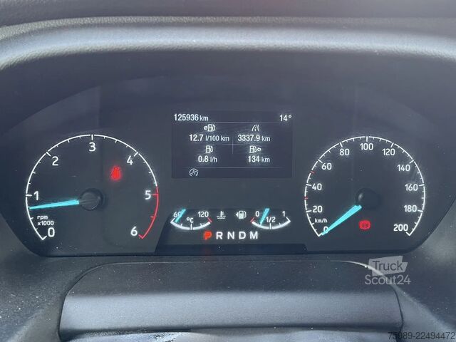 Skåpbil Ford Transit Apk 14-05-2028! 185 pk,  automaat, XENO...
