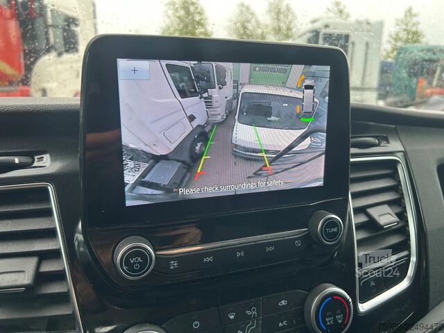 Skåpbil Ford Transit Apk 14-05-2028! 185 pk,  automaat, XENO...