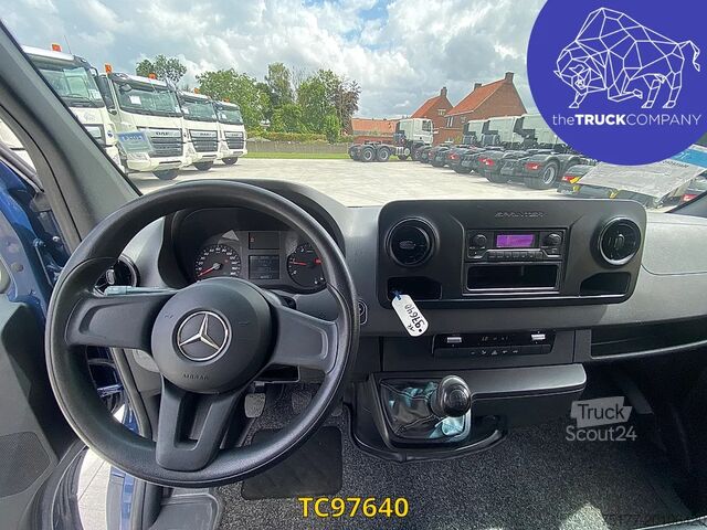 Furgão de caixa Mercedes-Benz Sprinter
