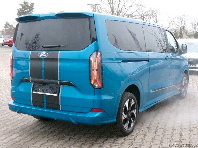 Minibus FORD Tourneo Custom Sport L2 PHEV Pano B&O 360° Kam