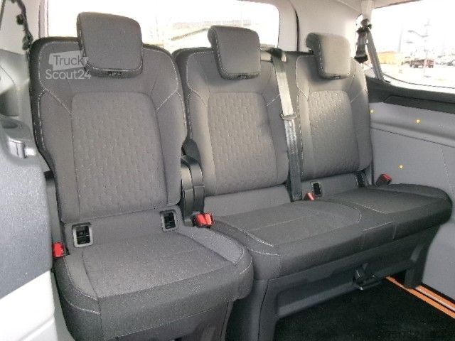 Minibus FORD Tourneo Custom 320L1 Titanium WiP AHK Matrix B&O