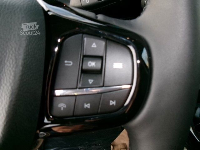 Minibus FORD Tourneo Custom 320L1 Titanium WiP AHK Matrix B&O