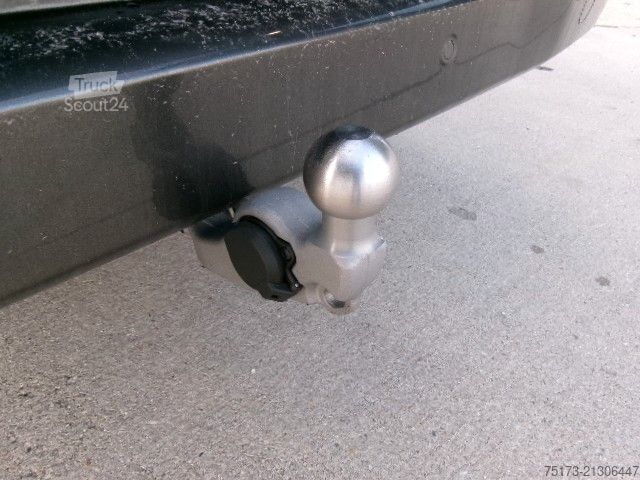 Minibus FORD Transit Custom Kombi 320 L2H1 Limited AHK LED