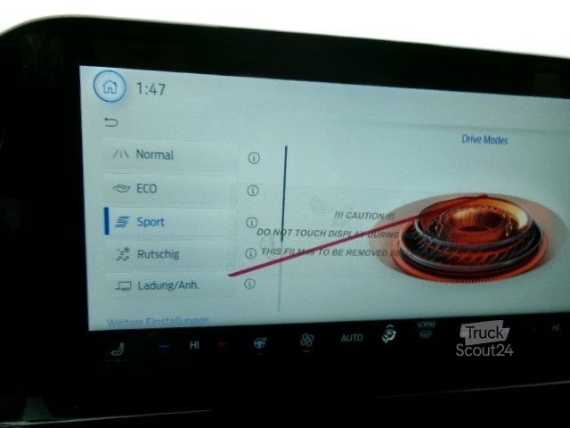 Minibus FORD Tourneo Custom BEV 82kWh 340L1 AHK Pano B&O