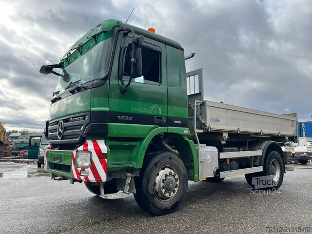 Autocamion basculant tridirecțional Mercedes-Benz Actros 1836  E5 4x4 Kardan MP2 Blatt Retarder AHK