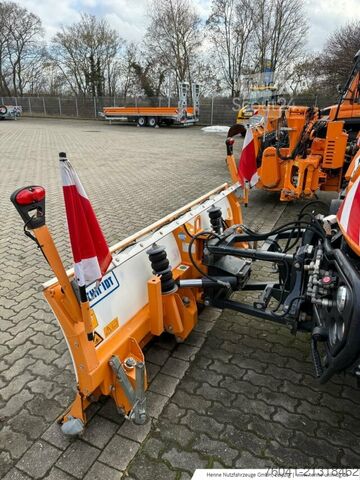 Machine agricole Schmidt Schneepflug MPC-P 24