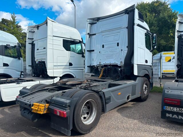 Vakio vetoauto MERCEDES-BENZ Actros 1845 L 10x Stück verfügbar