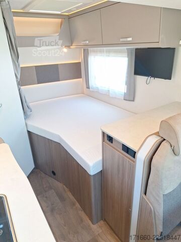 Half-integraal camper CARADO pro+ T 135 Hubbett, Safety-Paket, TV-Paket
