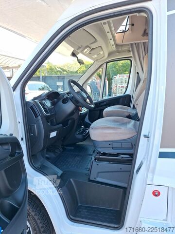 Alkovový obytný automobil CARADO pro A 132  AUTOMATIK, SAT+TV, NAVI+RFK, MARKISE