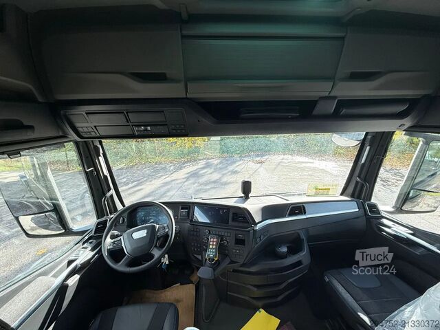 Hulleman Trucks & Machinery BV Hulleman Trucks & Machinery BV Hulleman Trucks & Machinery BV