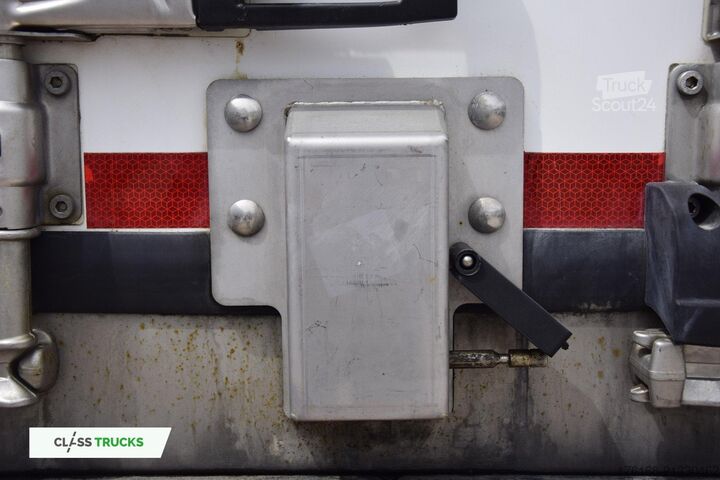 Semiremorcă frigorifică SCHMITZ CARGOBULL SKO FP 60 ThermoKing SLXi 300