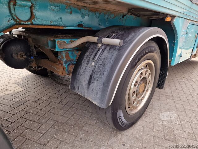 Превоз на едър рогат добитък Lecitrailer Guiton livestock trailer 3 deck - Loadlift - St...