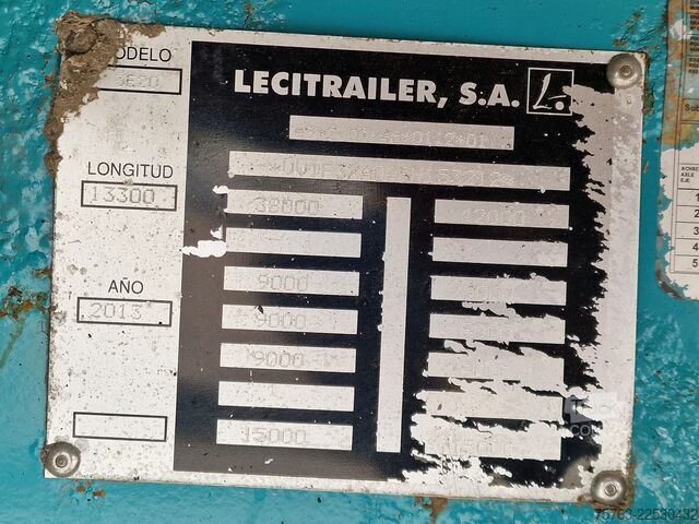 Превоз на едър рогат добитък Lecitrailer Guiton livestock trailer 3 deck - Loadlift - St...