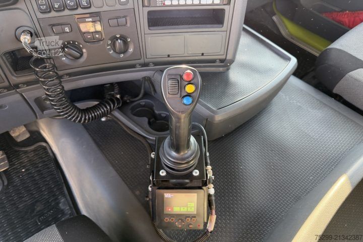 Camião porta-contentores de gancho Scania G450 CB 8x4 Trösch / Swiss-Vehicle