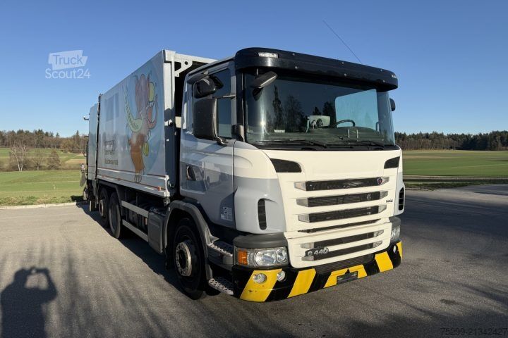 Camião de lixo Scania G440 LB6x2*4 Ochsner / Swiss-Vehicle