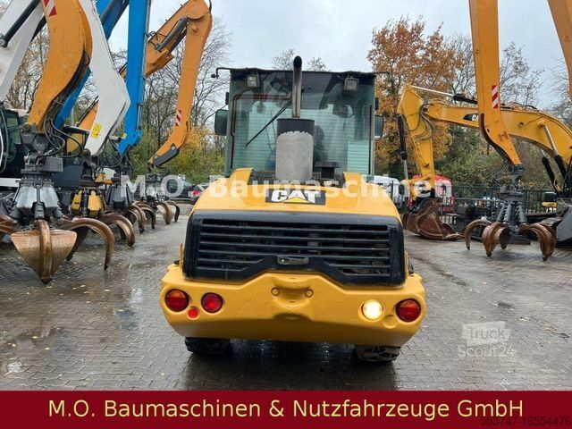 Погрузчик с колёсным шасси CATERPILLAR 906 H / Klappschaufel + Palettengabel/ SW /