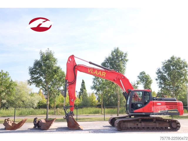 Tela-alustainen kaivinkone Doosan DX255LC -3 | TILT BUCKET | SKELETON BUCKET | DI...