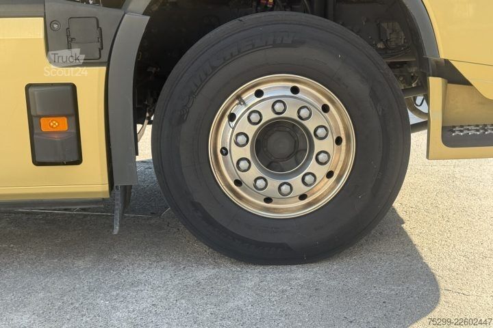 Standard trækkerunit Volvo FH Electric 6x4 / Swiss-Vehicle