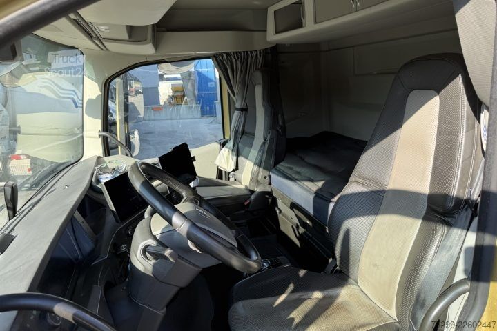 Standard trækkerunit Volvo FH Electric 6x4 / Swiss-Vehicle
