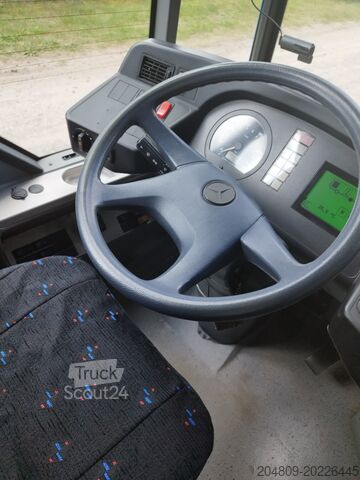 Sabiedriskais autobuss Mercedes-Benz O 530 LE MÜ
