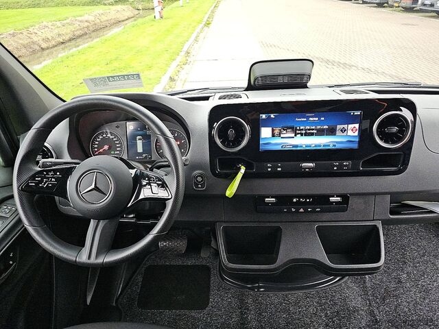 Augsta jumta universālis MERCEDES-BENZ SPRINTER 317 L2H2 LED Mbux Navi