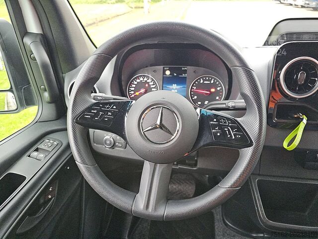 Augsta jumta universālis MERCEDES-BENZ SPRINTER 317 L2H2 LED Mbux Navi