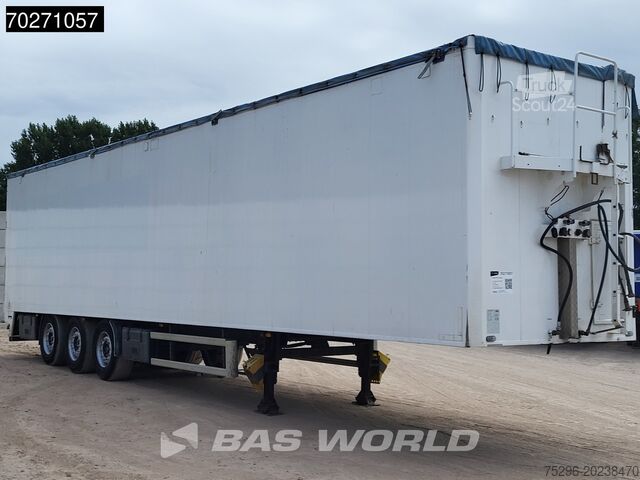 Premikanje tal Carnehl CSS/AL 3 axles 92m3 Lift Axle Door in headboard