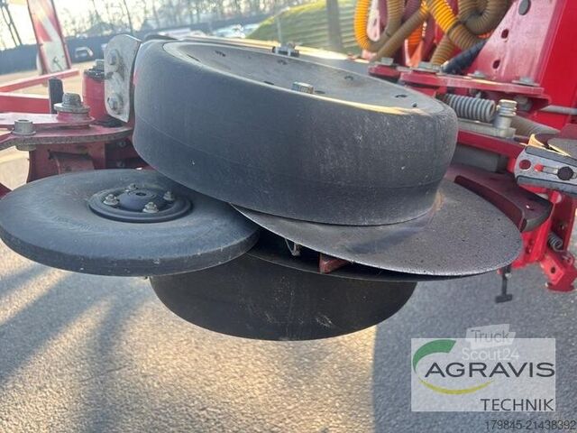 Semoir de précision Horsch MAESTRO 8 CC